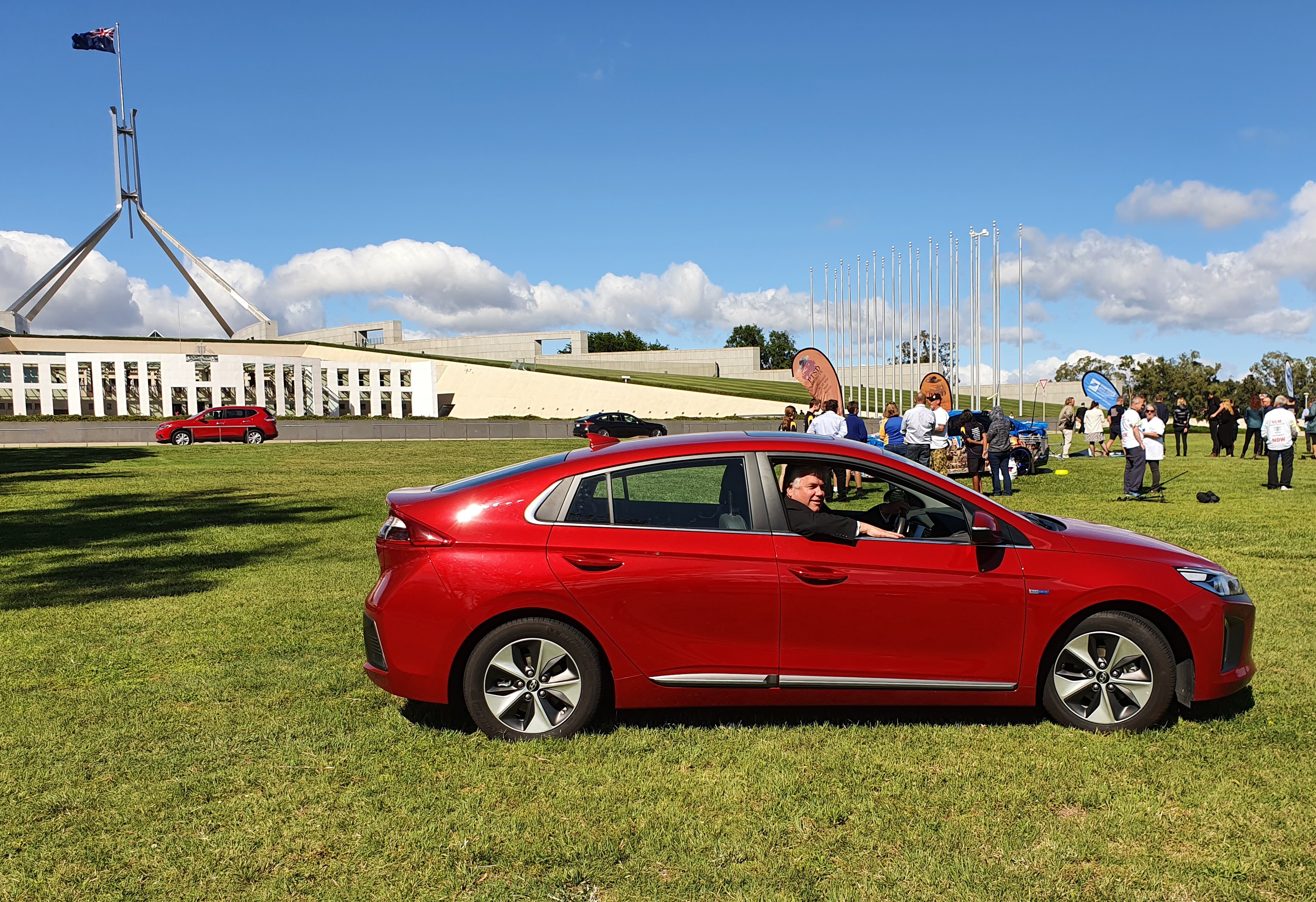 Electric Vehicle Policy: ambition, incentives, and infrastructure with Senator Rex Patrick